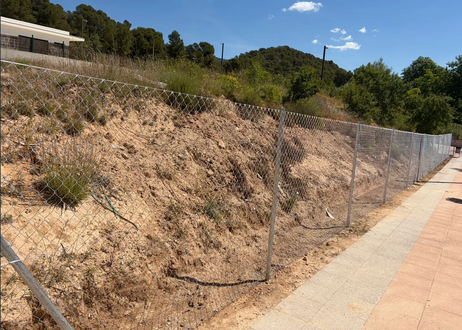 Vallado de simple torsión en Alicante